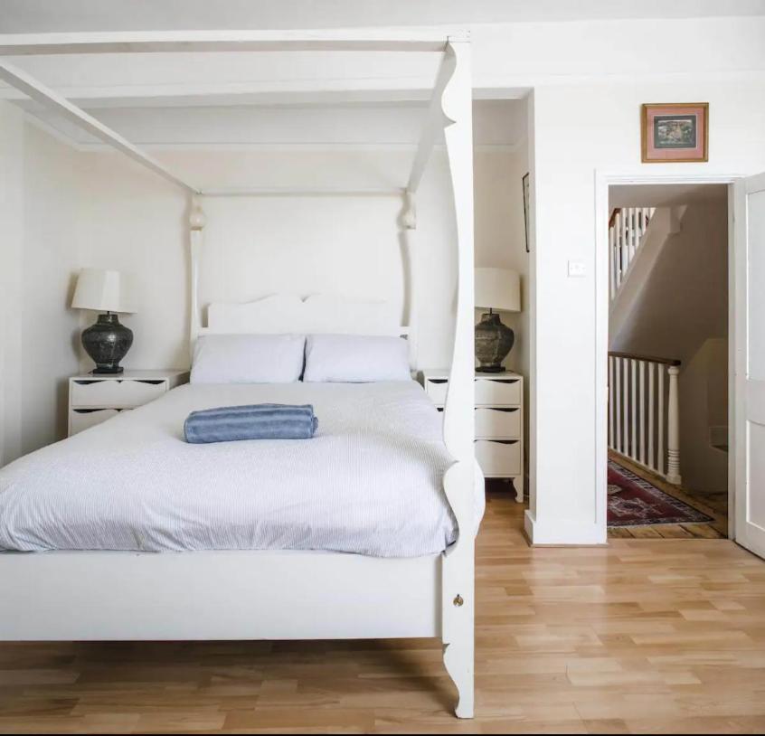 Falmouth Townhouse With Panoramic Sea View Terrace エクステリア 写真