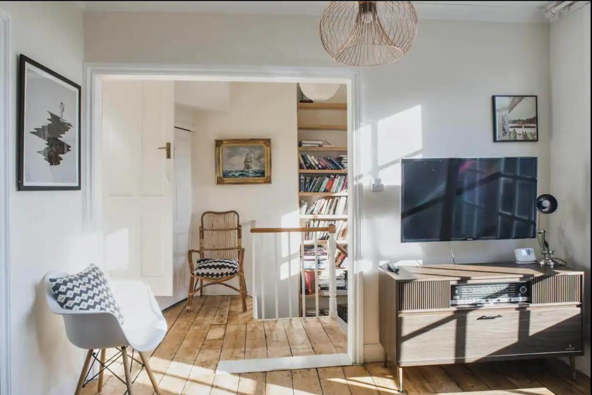 Falmouth Townhouse With Panoramic Sea View Terrace エクステリア 写真